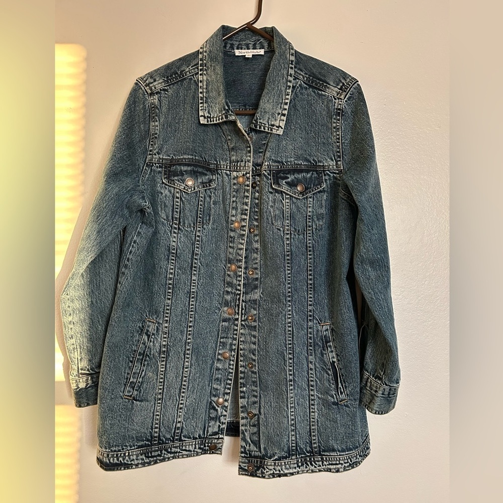 NWOT NorthStyle Longline Denim Jacket Women’s L – Vintage Wash, Snap Buttons - Picture 2 of 13